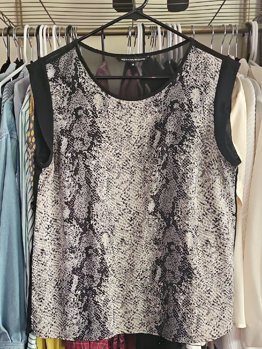 Women's Black & White Snake-Print Sleeveless Top